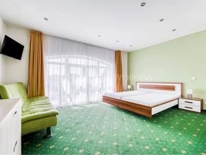 Prodej činžovního domu, Rosovice, 900 m2