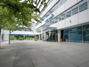 Pronájem kanceláře, Praha - Smíchov, Radlická, 432 m2