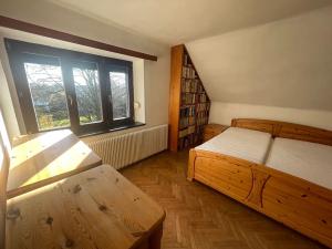 Pronájem rodinného domu, Zvole, 865 m2