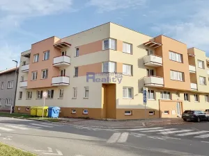 Pronájem bytu 3+kk, Pardubice, Holubova, 58 m2