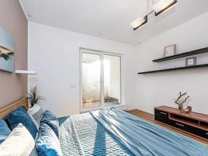 Pronájem bytu 2+kk, Praha - Hlubočepy, Silurská, 81 m2