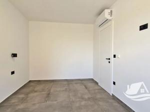 Prodej bytu 3+kk, Privlaka, Chorvatsko, 73 m2