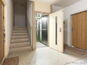 Pronájem bytu 3+1, Brno - Kohoutovice, Axmanova, 73 m2