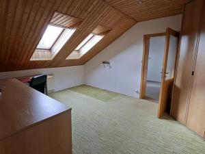 Pronájem rodinného domu, Praha - Újezd nad Lesy, Šlitrova, 220 m2