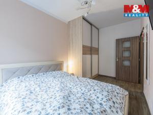 Prodej bytu 3+1, Cheb, Obětí nacismu, 68 m2