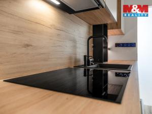 Prodej bytu 3+1, Děčín - Děčín III-Staré Město, Jezdecká, 60 m2