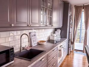 Pronájem bytu 3+kk, Praha - Žižkov, Ke kapslovně, 88 m2