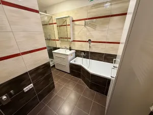 Pronájem bytu 4+1, Brno, Rousínovská, 91 m2