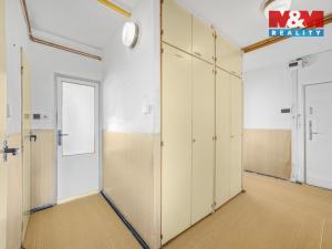 Prodej bytu 3+1, Praha - Kobylisy, Klíčanská, 76 m2