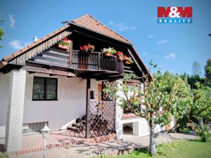 Prodej rodinného domu, Nepomyšl, 410 m2