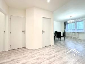 Pronájem bytu 4+1, Praha - Troja, Mazurská, 89 m2