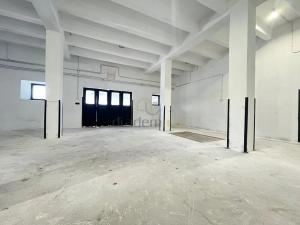 Pronájem skladu, Jindřichův Hradec, U Dolního Skrýchova, 500 m2