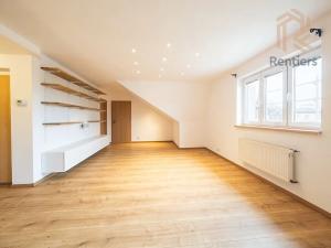 Prodej bytu 3+kk, Praha - Běchovice, Českobrodská, 95 m2