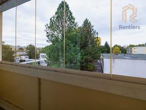 Prodej bytu 2+kk, Praha - Prosek, Vysočanská, 67 m2