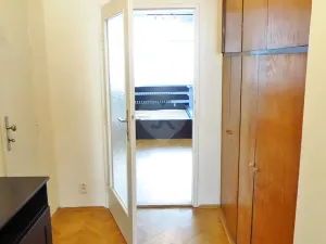 Pronájem bytu 1+1, Praha - Holešovice, Heřmanova, 47 m2