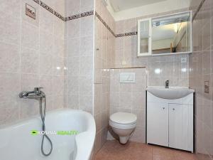 Pronájem bytu 1+1, Kraslice, B. Smetany, 39 m2