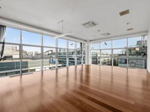 Pronájem kanceláře, Praha - Smíchov, Karla Engliše, 1150 m2