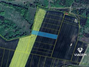 Prodej podílu pole, Moravské Budějovice, 2487 m2