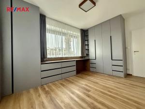 Pronájem bytu 2+kk, Plzeň, Františka Kováříka, 58 m2