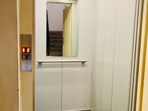 Prodej bytu 1+kk, Praha - Modřany, Semická, 29 m2