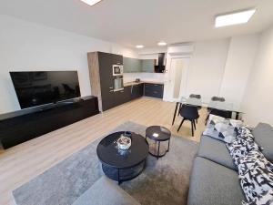 Pronájem bytu 3+kk, Brno, Fuchsova, 82 m2