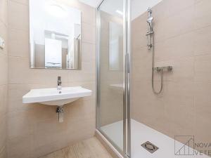 Prodej bytu 5+kk, Praha - Vinohrady, Chodská, 139 m2