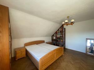 Pronájem rodinného domu, Zvole, 260 m2