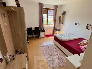 Pronájem bytu 3+kk, Praha - Hostivař, Vladycká, 69 m2