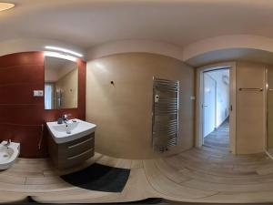 Pronájem bytu 2+1, Praha - Staré Město, Revoluční, 58 m2