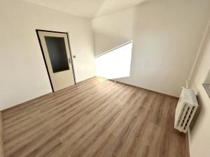 Pronájem bytu 3+1, Pardubice, 72 m2