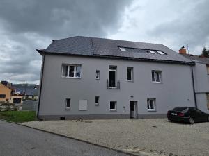 Prodej činžovního domu, Cvikov - Cvikov I, Komenského, 245 m2