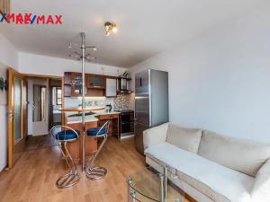 Pronájem bytu 2+kk, Praha - Zbraslav, Václava Rady, 34 m2