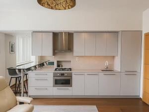 Prodej bytu 2+kk, Praha - Staré Město, 44 m2