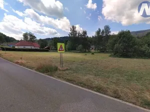 Prodej pozemku pro bydlení, Chroboly, 1704 m2