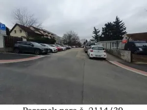 Dražba pozemku, Praha, 5412 m2