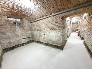 Pronájem skladu, Praha, Sekaninova, 92 m2