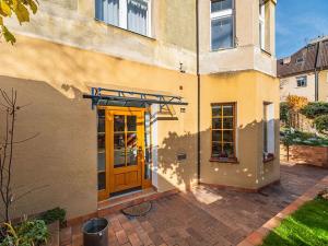 Prodej rodinného domu, Praha - Strašnice, Břežanská, 215 m2