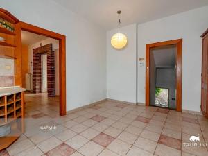 Prodej vícegeneračního domu, Manětín, 329 m2