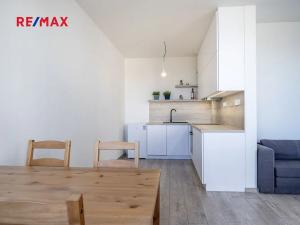 Prodej bytu 2+kk, Praha - Strašnice, Limuzská, 52 m2