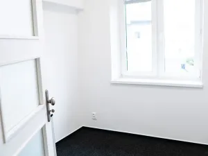 Pronájem obchodního prostoru, Ostrava, Hladnovská, 250 m2