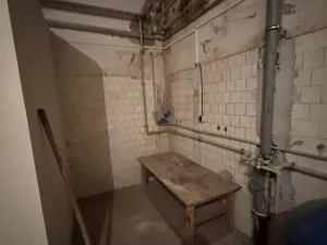 Dražba výrobních prostor, Chrast, Osady Ležáků, 4782 m2