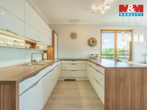 Prodej bytu 4+kk, Průhonice, Školní, 95 m2