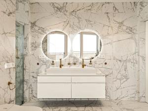 Prodej bytu 4+1, Praha - Stodůlky, Petržílkova, 228 m2