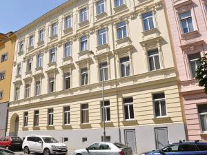 Pronájem bytu 2+kk, Brno, Ptašínského, 53 m2