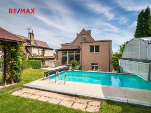 Prodej vily, Slaný, Máchova, 352 m2