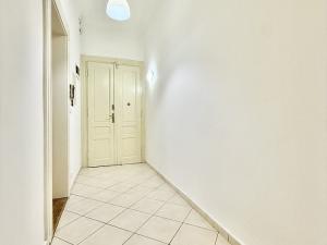 Pronájem bytu 1+1, Praha - Vinohrady, Mánesova, 48 m2