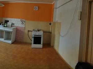 Prodej bytu 3+1, Ostrov, Seifertova, 60 m2