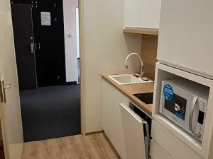 Pronájem kanceláře, Praha - Žižkov, Tovačovského, 58 m2