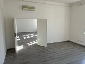 Pronájem kanceláře, Praha - Žižkov, Tovačovského, 86 m2