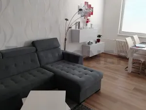 Pronájem bytu 3+1, Pardubice, Erno Košťála, 74 m2